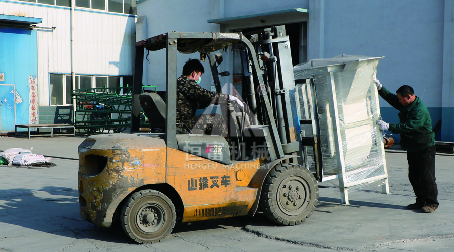 鬥式提升機 鬥式提升機(jī)