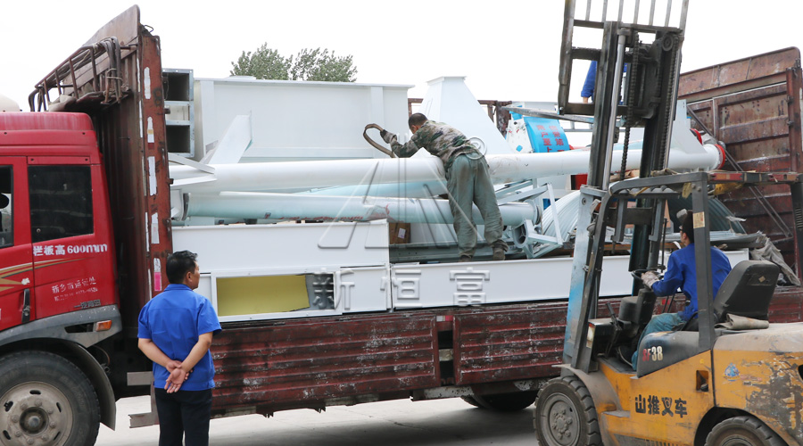 裝車基本完成(chéng) 裝車基本完成